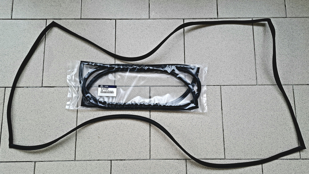 Молдинг - окантовка заднего стекла Акцент 87130-25000 купить по низкой ...