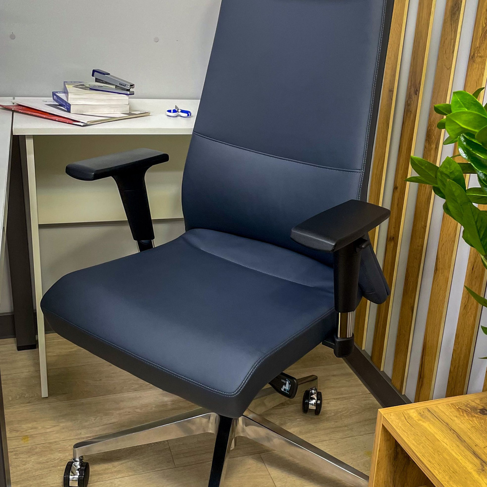 Арт Строй Мебель Офисное кресло 5005А, темно-синий, черный  #1