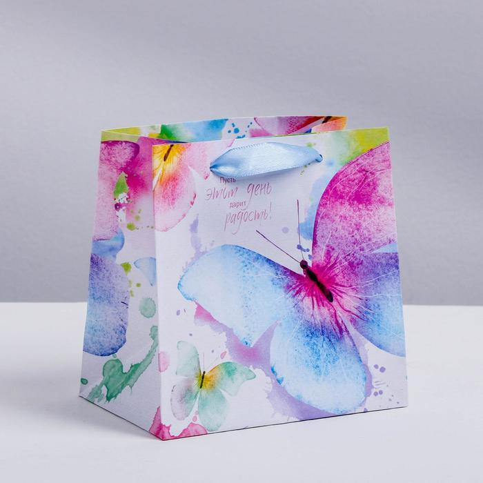 Пакет ламинированный квадратный "Нежность бабочки", 22 x 22 x 11 см  #1