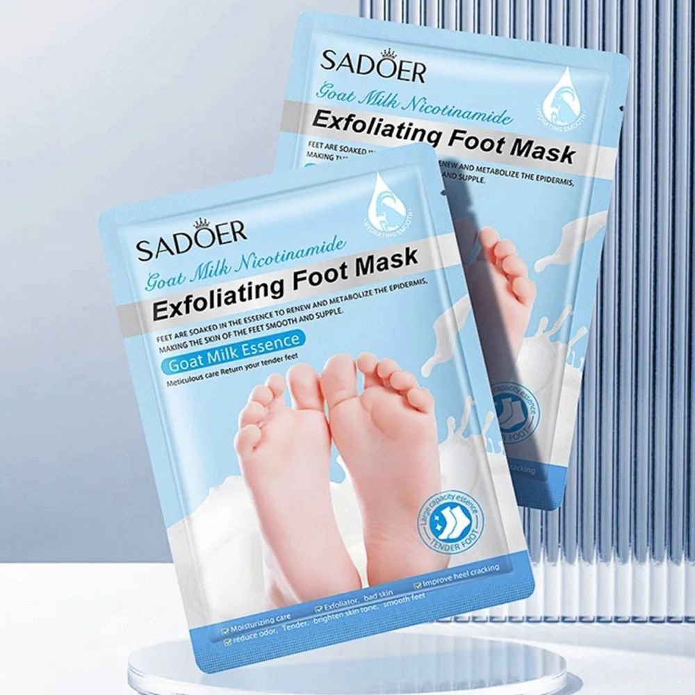 Пилинг-носочки с экстрактом козьего молока Sadoer Exfoliating Foot Mask Goat Milk Nicotinamide  #1