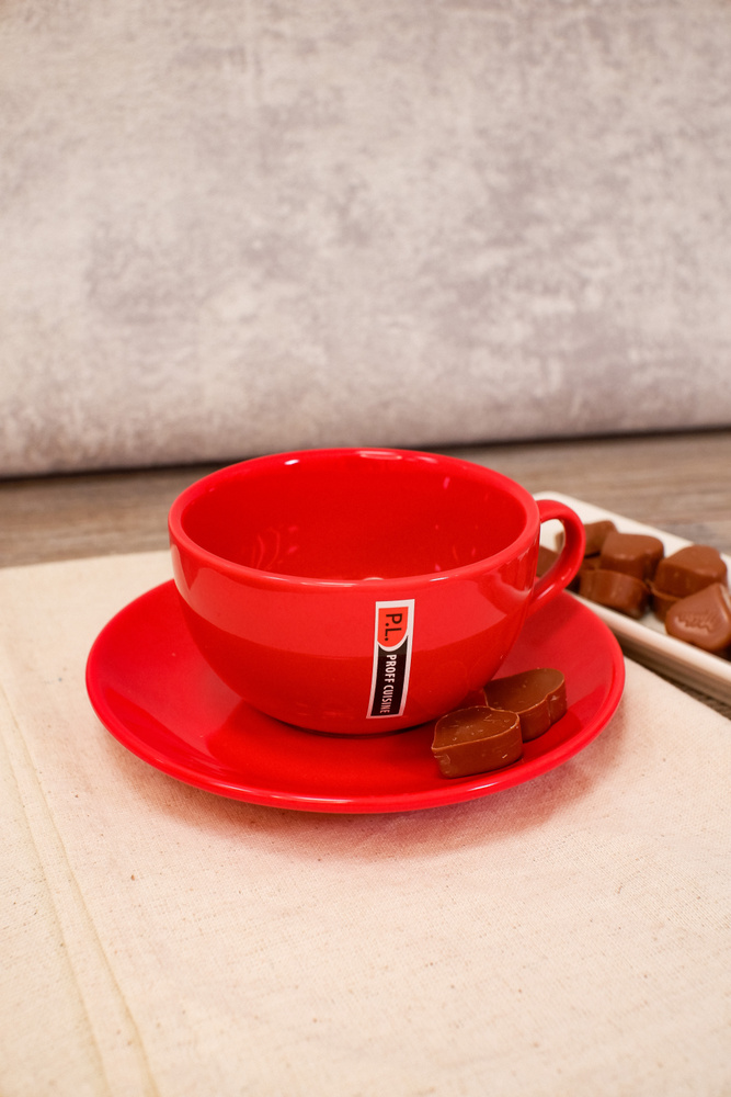 Чайная пара (чашка+блюдце) 300мл красная Barista, фарфор #1