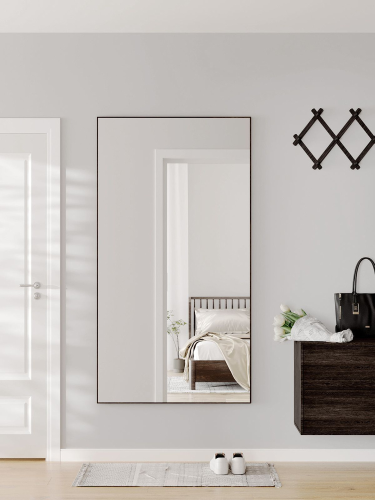 Декоративное интерьерное зеркало большое ростовое в пол на стену в спальню в раме прямоугольное TODA #1