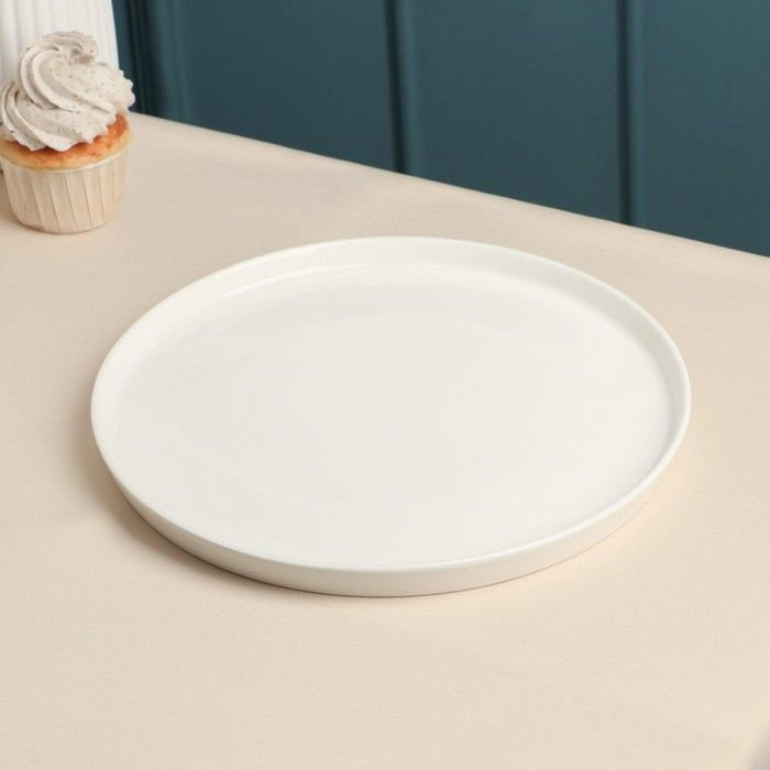 Тарелка фарфоровая Sola, d-26 см, белая #1