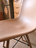 Стул для кухни Eames, стул обеденный, пластиковый, SC-001 бежевый, со спинкой #8, Елена Ч.