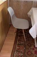 Стулья для кухни обеденные со спинкой BYROOM Home FIKA VC1001W-DG-2. Комплект из 2 шт. пластиковых темно-серых стульев для дома с деревянными ножками #4, Альбина Т.