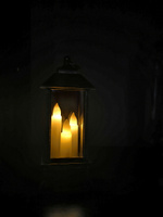 Светодиодная фигура Бронзовый фонарь со свечками 5.5х13х5.5 см, пластик, батарейки AG13х3, свечение тёплое белое #1, Руфина Ф.