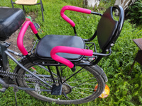 Детское велокресло на багажник велосипеда со спинкой. Модель: 105. черно-красное #7, Руднева Алина