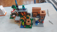 Конструктор Майнкрафт "Деревня" 4в1, 803 детали / Игровой набор Minecraft myworld + фигурки #147, Алиса Х.