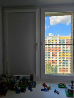 Кассетные рулонные шторы УНИ на пластиковые окна БЛЭКАУТ / BLACKOUT белый 56х135 см левое управление, с вертикальными направляющими, без сверления, рулонные жалюзи на балкон, на кухню, в детскую #29, Ирина К.