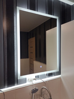 Зеркало с ореольной LED подсветкой LARO 60x80см (холодный свет 6000К, прямоугольное настенное для ванной сенсорное выключение) #2, Екатерина Г.